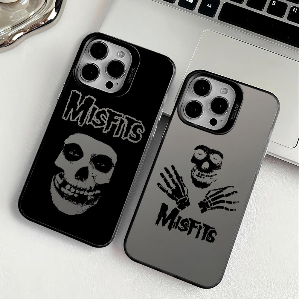 Phone Cases Iphone 17 Pro Max - Capa de Celular Misfits para iPhone